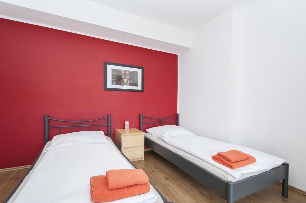 City-Appartements Nordkanalstrasse - Monteurunterkunft Hamburgo Quarto foto